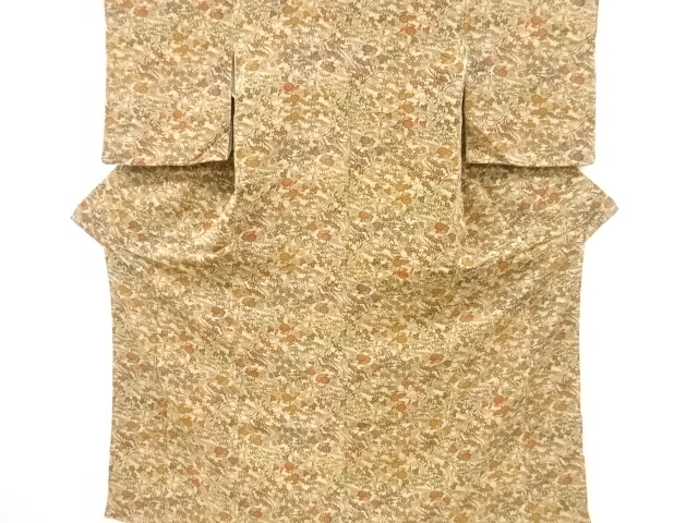 リサイクル　縮緬地草木染流水に草花模様小紋着物